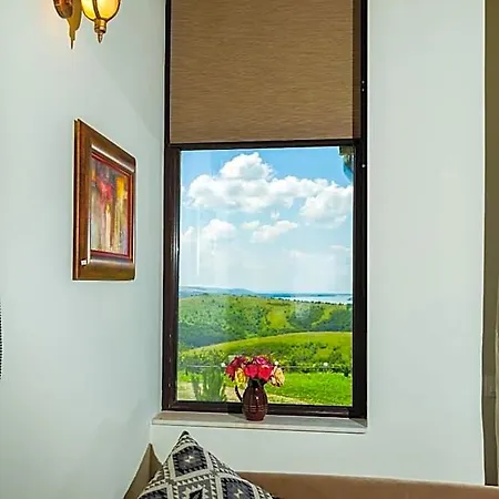 מלון Seven Generations Winery 4*