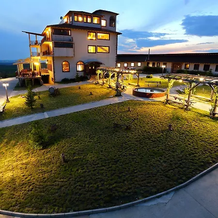 Hotel Seven Generations Winery Mechka