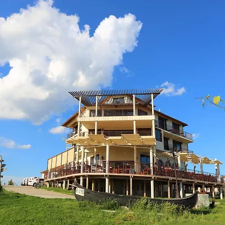 Hotel Seven Generations Winery 4*