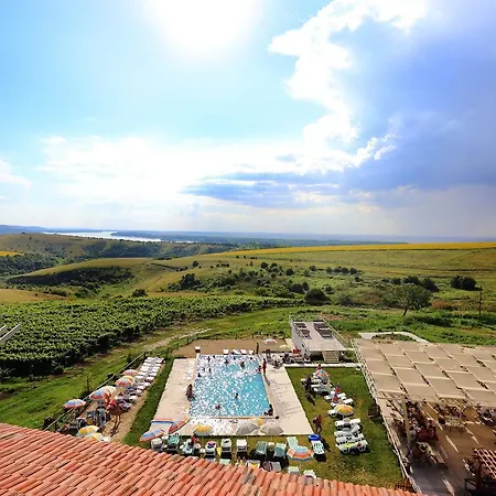 Seven Generations Winery Hotel