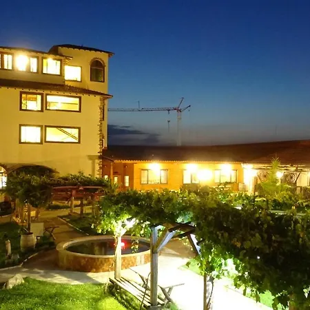 Seven Generations Winery מלון 4*