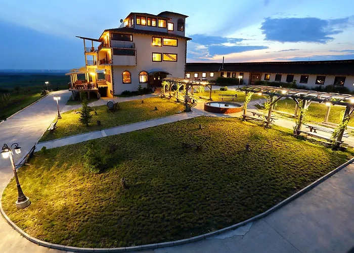 ホテル Seven Generations Winery Mechka