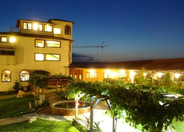 Seven Generations Winery ホテル 4*